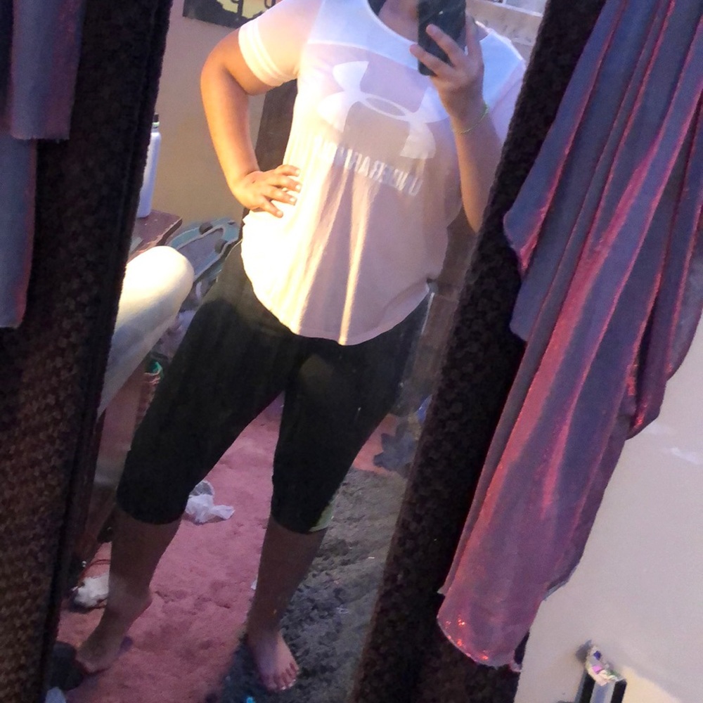 Under armor shirt